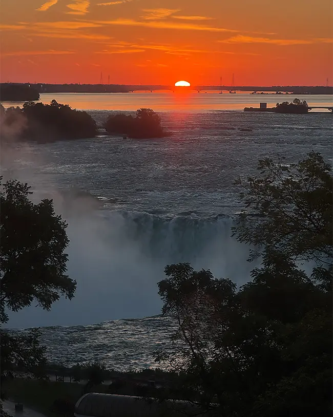 Flowing Together: How Ontario inspired Canada’s Strategic Advisory Group (and will inspire you too) 10 Naiagara sunrise
