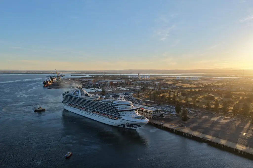 Crown Princess heralds start of South Australia’s summer cruise season