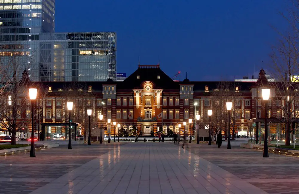This 19th-century hotel in Düsseldorf’s Old Town just won SLH Hotel of the Year 2 The Tokyo Station Hotel