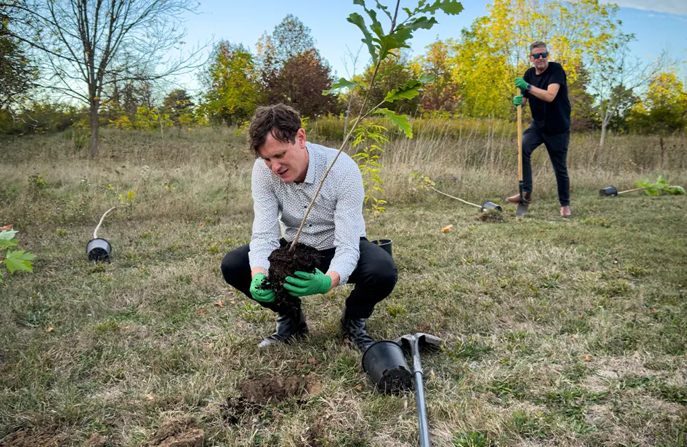 Flowing Together: How Ontario inspired Canada’s Strategic Advisory Group (and will inspire you too) 12 Traee Planting