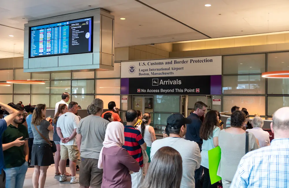 Karryon Top 10 stories of the week: Catch up on our most-wanted: Oct 3 7 Logan International Airport in Boston shutdown story