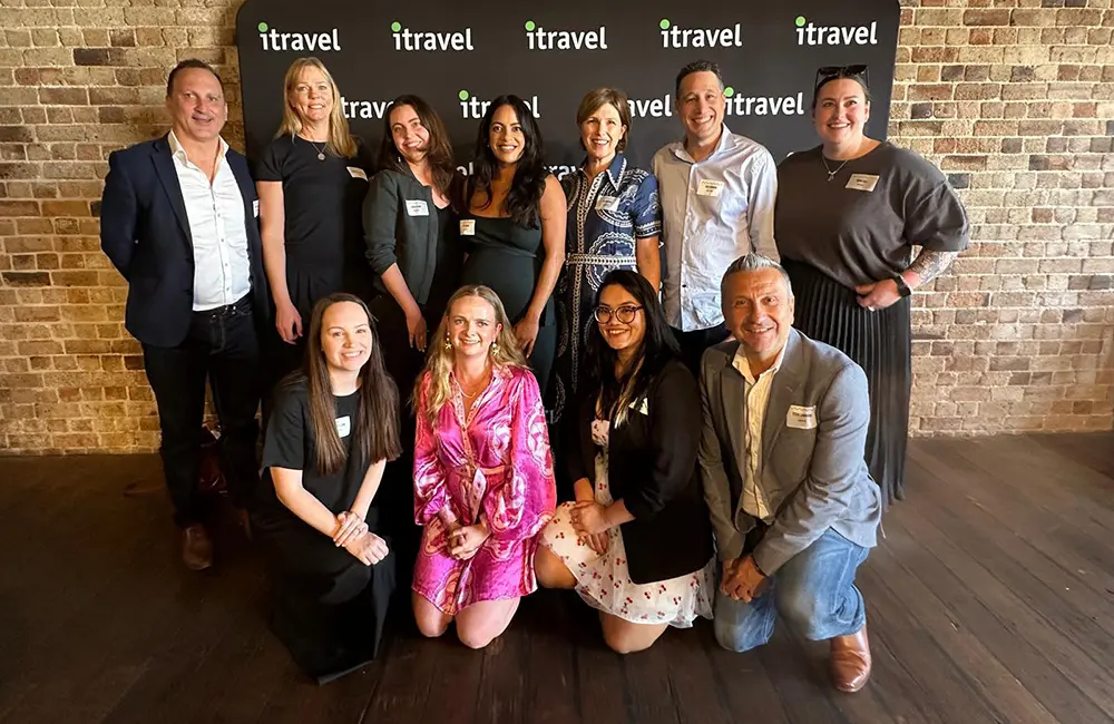 itravel 2025 Long Lunch shines on Sydney Harbour with advisors, suppliers & scenic views