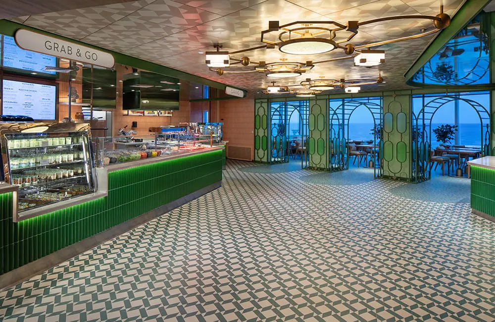 Xcel-lent! Celebrity’s new ship arrives in Florida for inaugural season packed with 7 all-new experiences 6 Spice Cafe in The Bazaar on Celebrity Xcel.