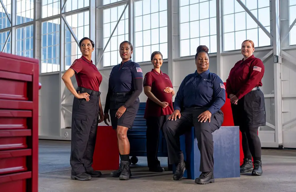 Distinctly Delta female below-wing collection.