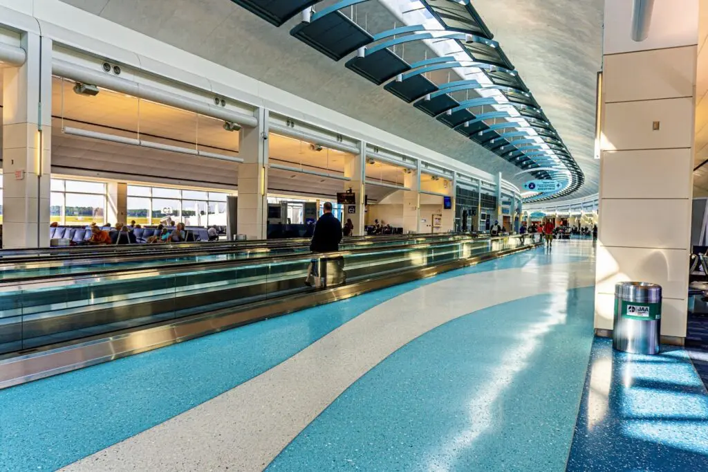 Steep slide for US travel as shorter-haul continues sharp rise to the top