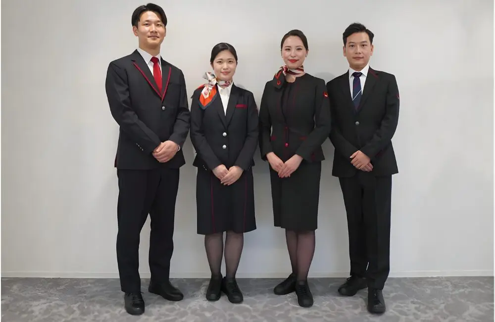 JAL adds sneakers to uniforms and ends heel requirements for female employees