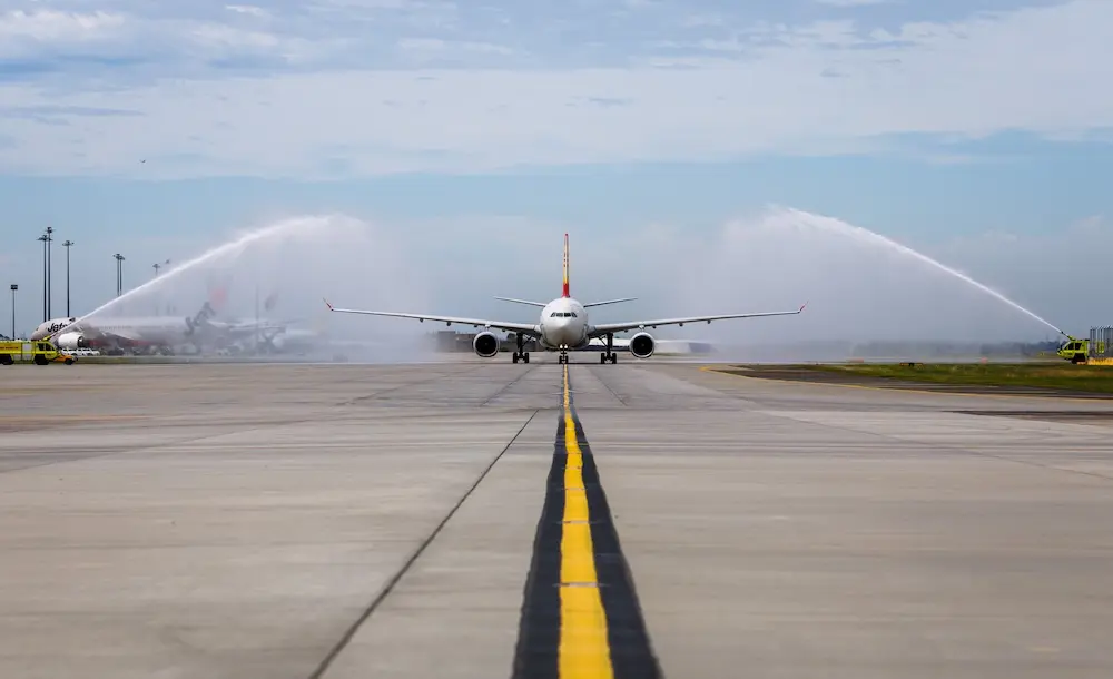 41st airline lands in Melbourne as international demand hits new high