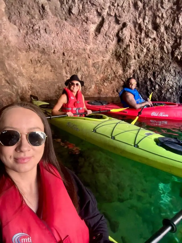 It’s a wrap: 15 top advisors, 5 incredible US fams + 2026 famil news 14 Abbey Jodi Conrad Emerald Lake Kayaking