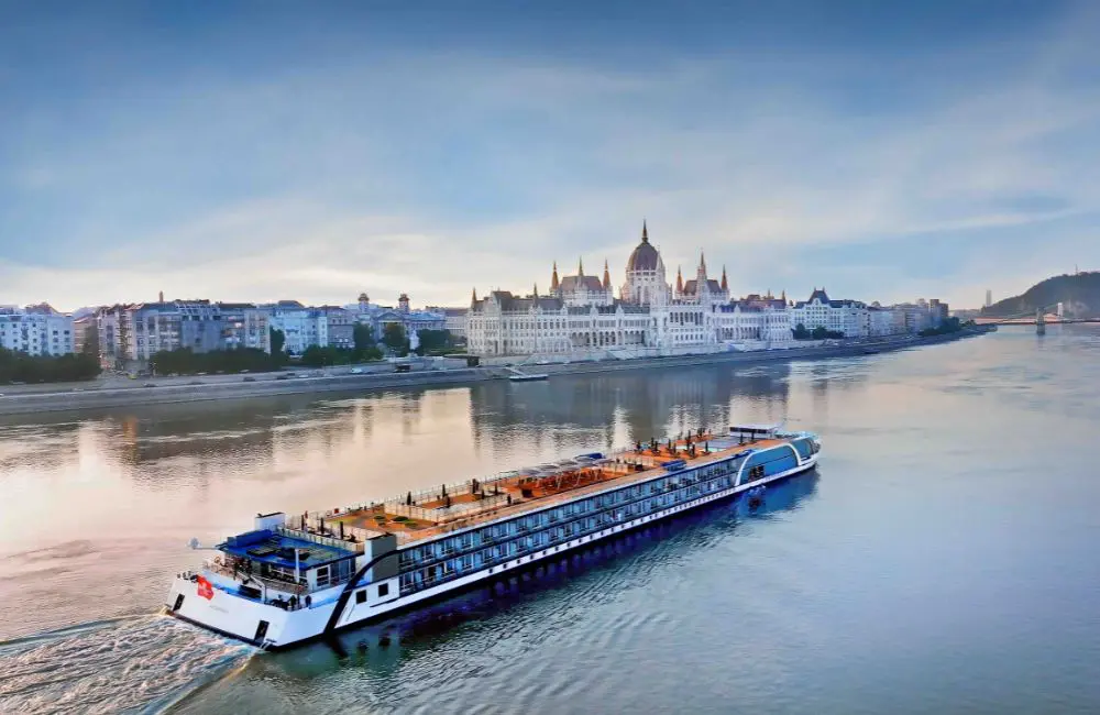 Why AmaMagna’s 'Festive Delights Danube' proves the perfect pre-Christmas river cruise 6 AmaMagna sailing into Budapest