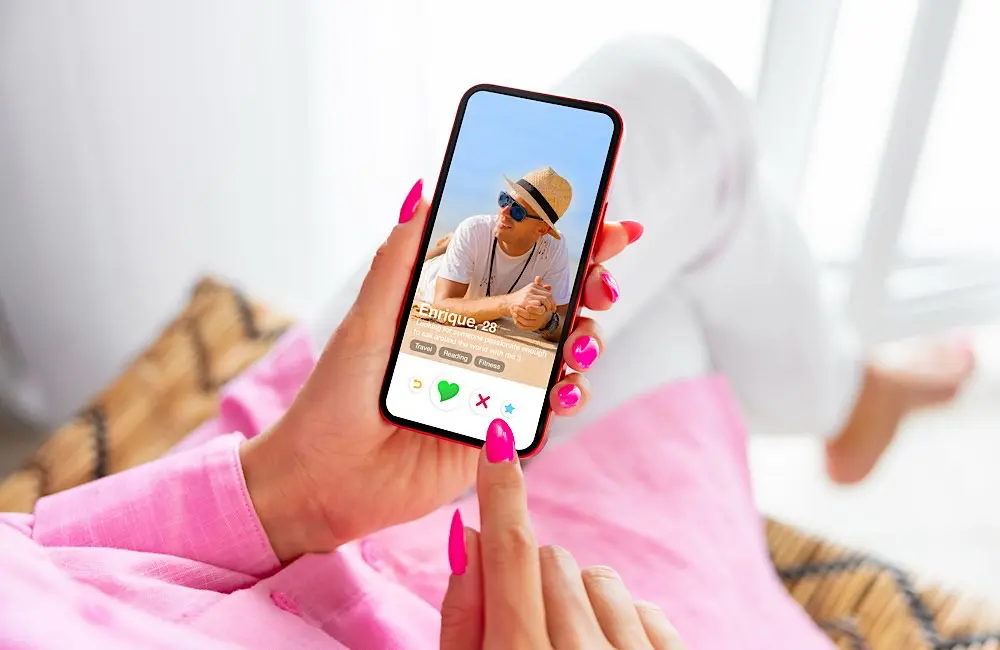 Tinder swipe patterns hint at where under-30 Aussies could travel next