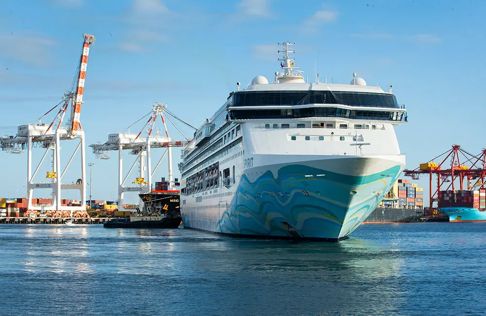 Hello Freo! NCL docks in Fremantle for first time as Norwegian Spirit debuts in WA