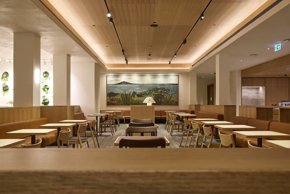 More space, more comfort: Qantas opens new Auckland lounge for peak season 5 Qantas' new Auckland International Lounge.