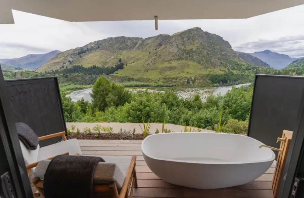 Coronet Ridge Resort Executive Shotover Suite balcony