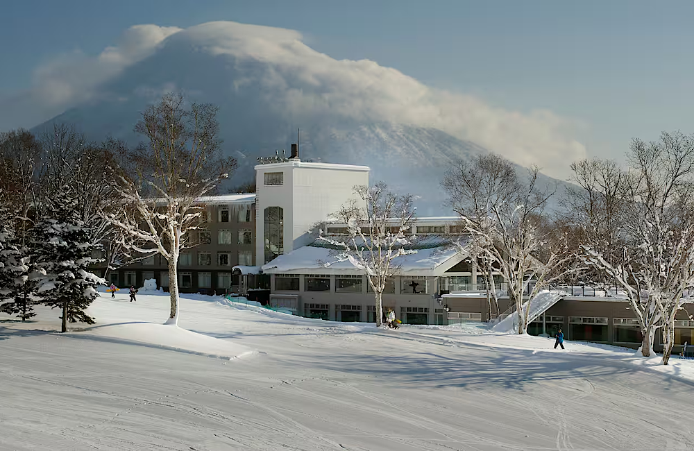 Hilton debuts lifestyle brand in Japan at Australia’s favourite winter resort