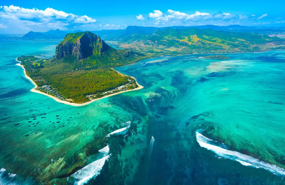 Air Mauritius lifts Perth-Mauritius flights by 50% with third weekly service 1 Aerial view of Mauritius island and Le Morne Brabant mountain