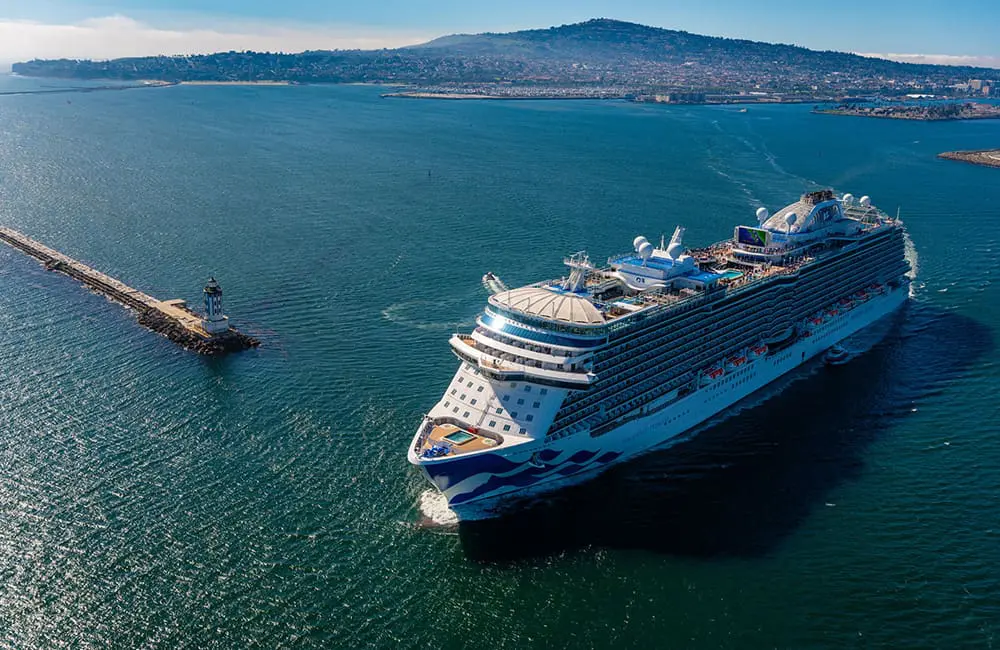 Discovery Princess cruise ship in LA. Image: Port of Los Angeles