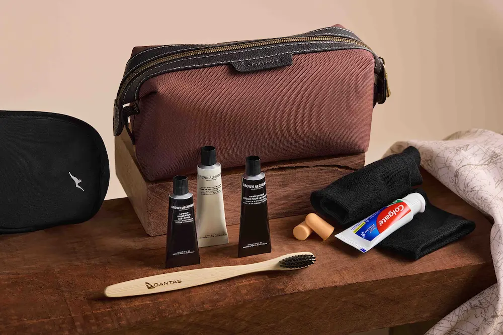 Qantas x R.M.Williams Business amenity kit 2