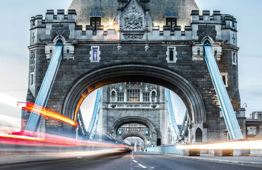 Time-lapse of Tower Bridge in London with cars.