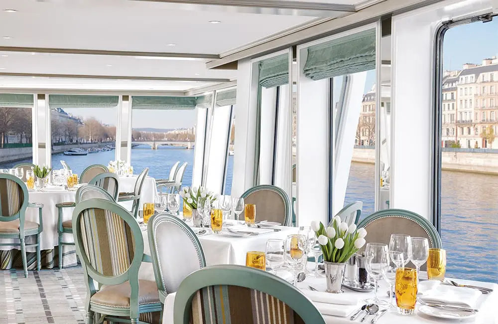 Render of Palace Restaurant on board Trafalgar Harmonie.
