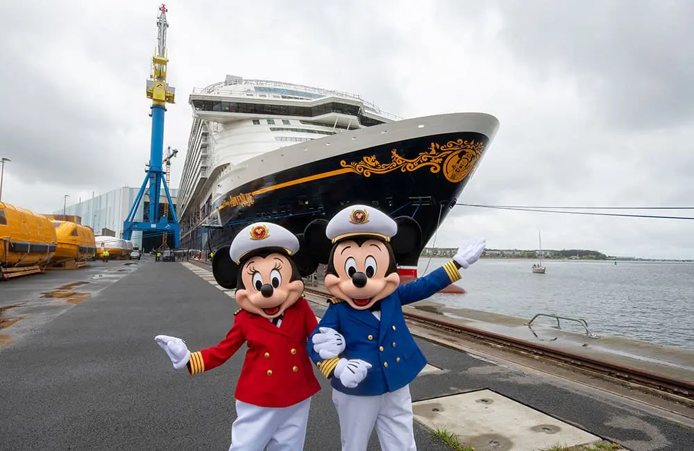 Captain Minnie and Mickey at Disney Adventure's floatout.