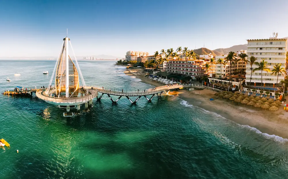 Australia issues new travel warnings for Mexico amid unrest; airlines cancel flights, stranding tourists 