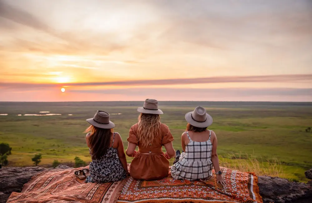 Small but mighty: See Australia & New Zealand by land with bonus AAT Kings air credits in 2026