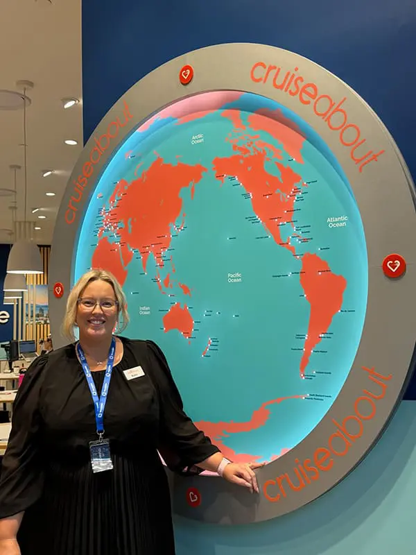 Cruiseabout relaunches Business Ownership Scheme to turn team leaders into store owners 2 Cruiseabout North Lakes Team Leader Kate Moulton – Business Ownership Scheme participant