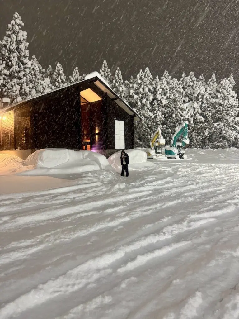 Accomm in Niigata.
skiing