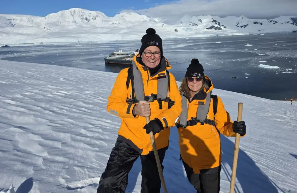 LUXE by itravel's Meagan Catterall (right)