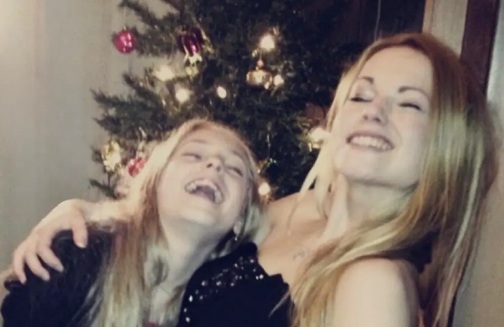 Agnes and her sister Elise