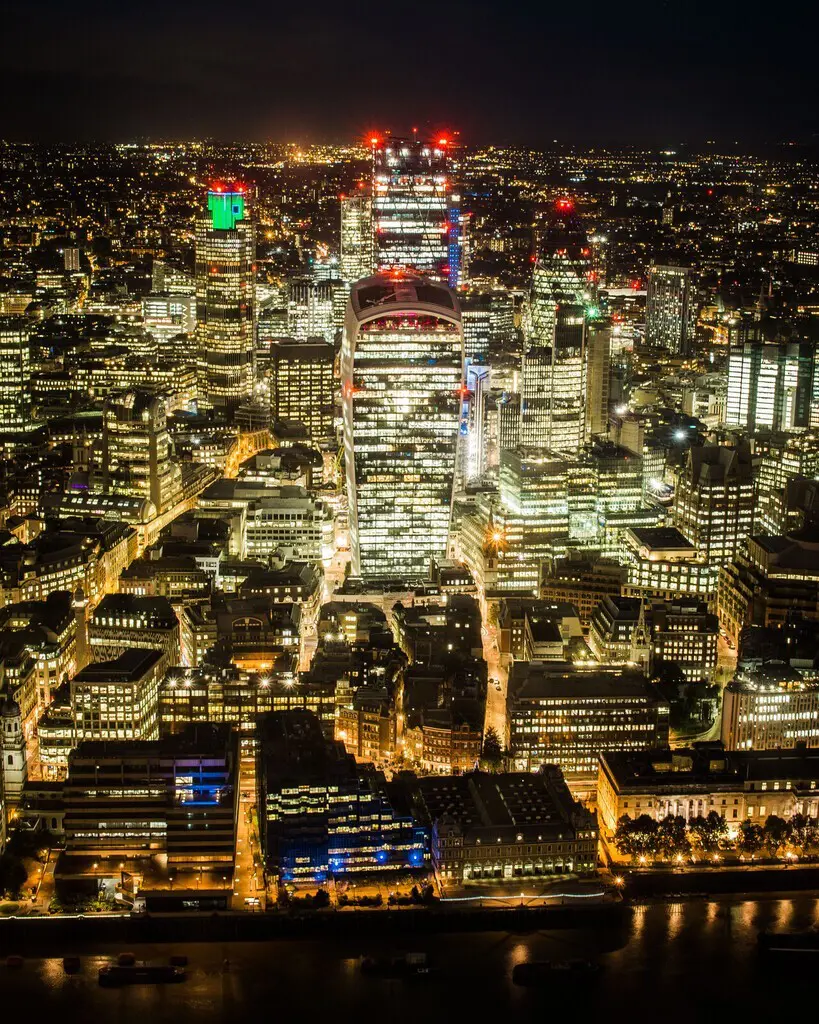British Airways British Airways London at Night 819x1024 ref186999