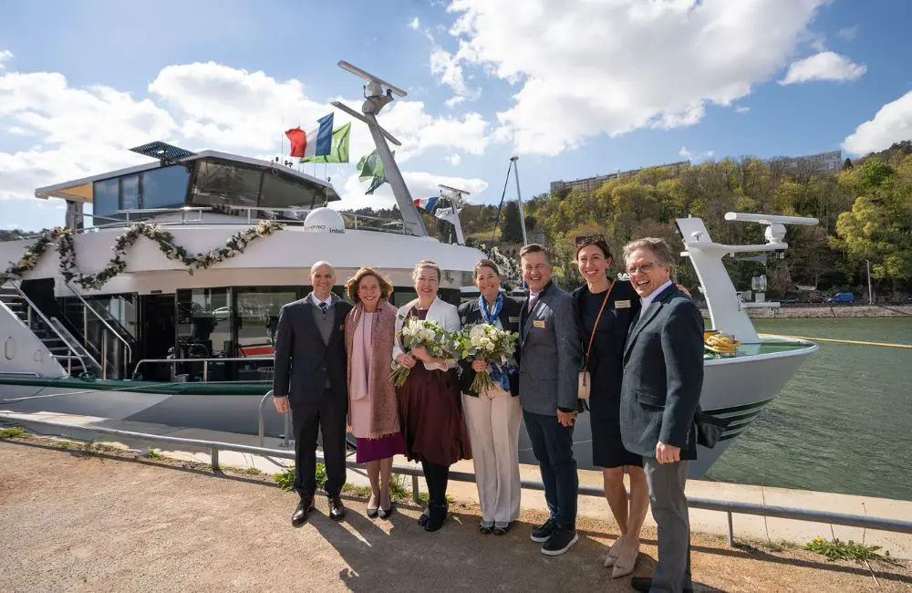 Lumière godmothers and Executive Team, from left, Jon Franco, Jennifer Tombaugh, Brenna Shay (Godmother), Kristen Mack (Godmother), Jeremy Palmer, Julia O'Brien and Phil Crosby
