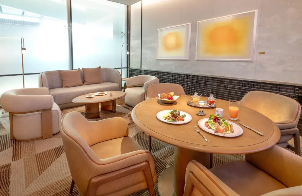  First Class lounge