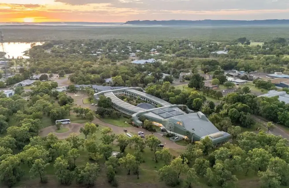 Crocodile Hotel