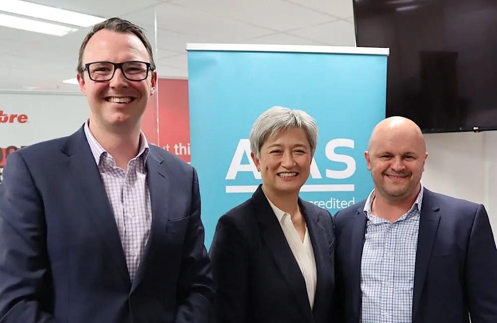 ATIA's Dean Long, Minister for Foreign Affairs Penny Wong and Richard Taylor