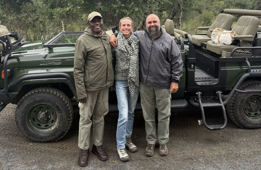 Ivona SIniarska with her tracker Patrick and guide Juan on safari