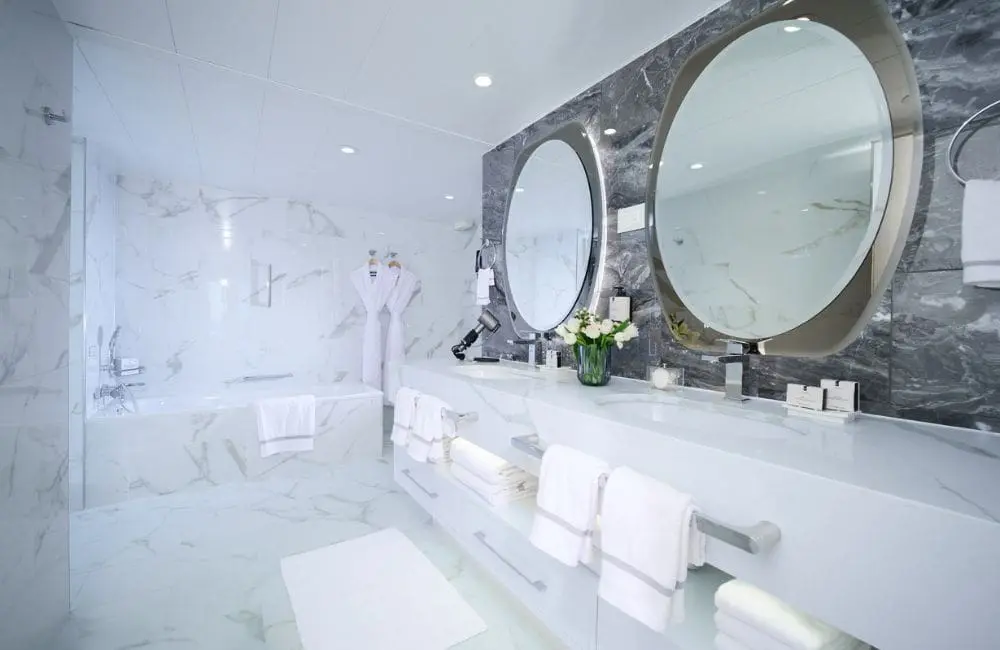 Seven Seas Voyager sets sail for the first time after multi-million-dollar renovation 2 Seven Seas Voyager Grand Suite
