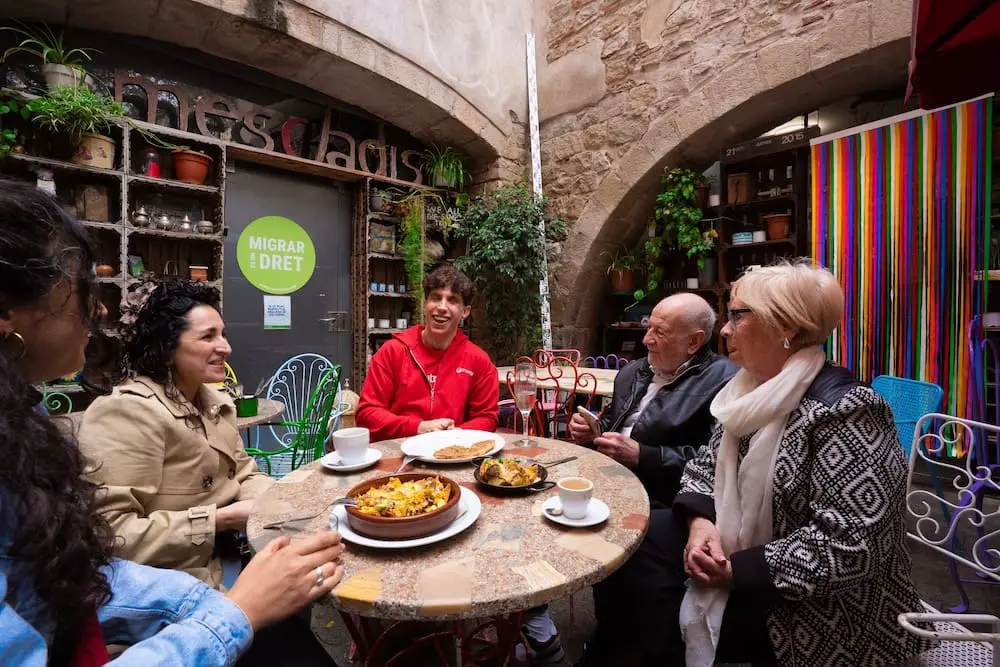 Intrepid launches Uncommon Day Trips in Barcelona, Paris and Venice amid overtourism concerns 1 Urban-Adventures-Spain-Barcelona-Mescladis-leader-group-wide