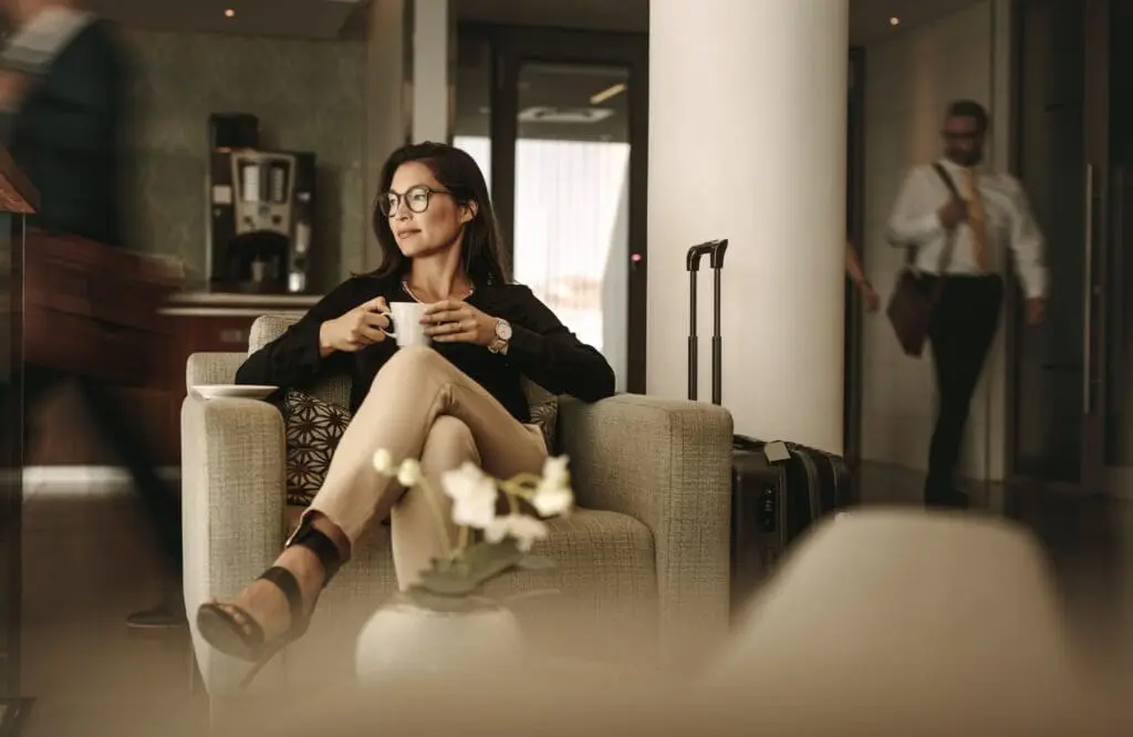 Want free lounge access if your next flight is delayed?