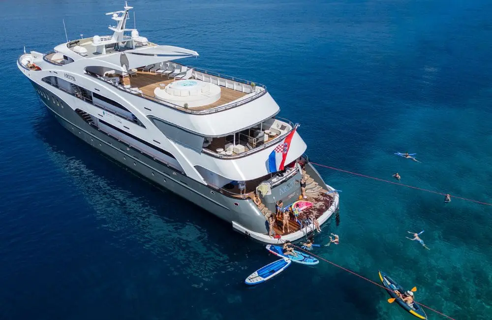 Unforgettable Croatia's 18-bedroom MS Aretis