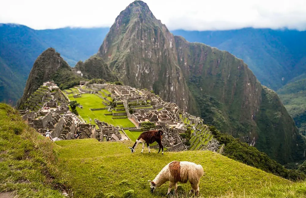 Sell South America, score Peru: Bunnik Tours launches $16K agent famil incentive 3 One lucky winner will see Machu Picchu on the Bunnik Tours Peru Explorer famil incentive. mage: Marion Bunnik