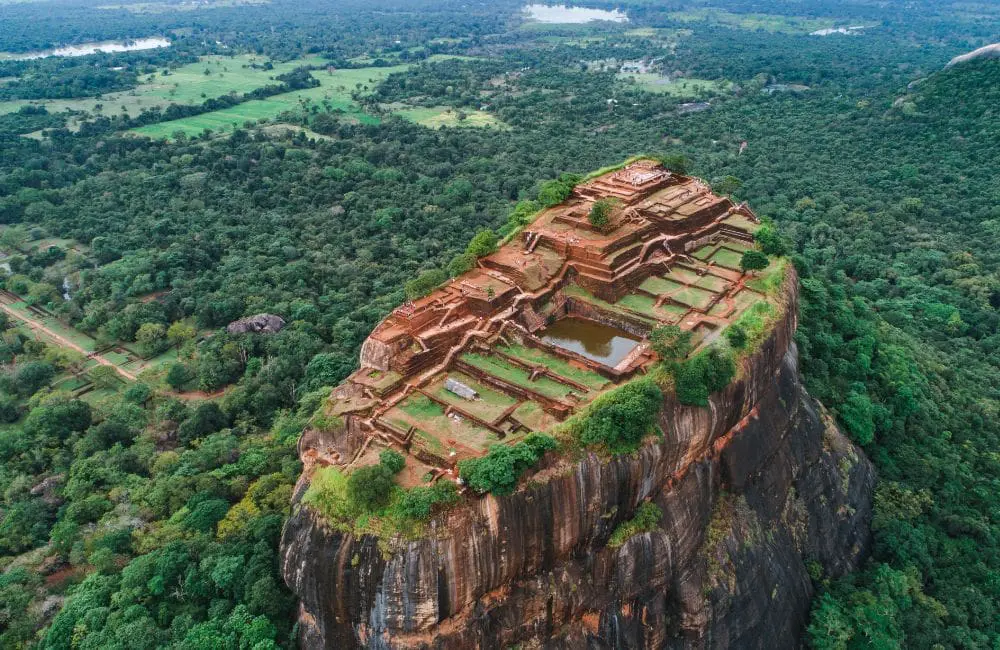 Picture yourself at some of the world's most luxurious properties without the price tag? Now's your chance 1 Luxury Escapes Sri Lanka