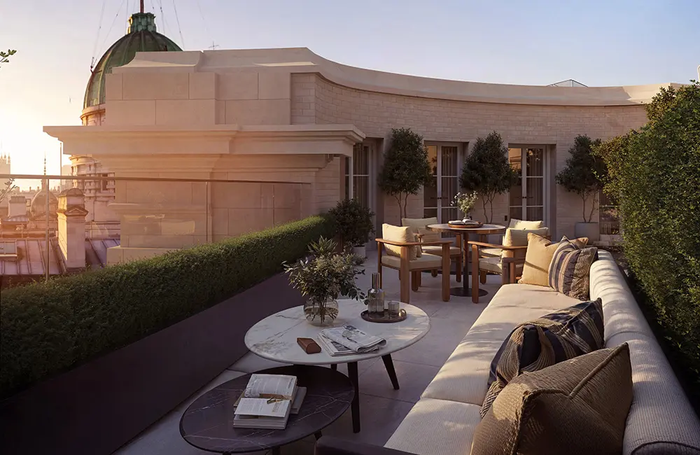Australians can now book the first-ever overnight stays inside London's historic Admiralty Arch