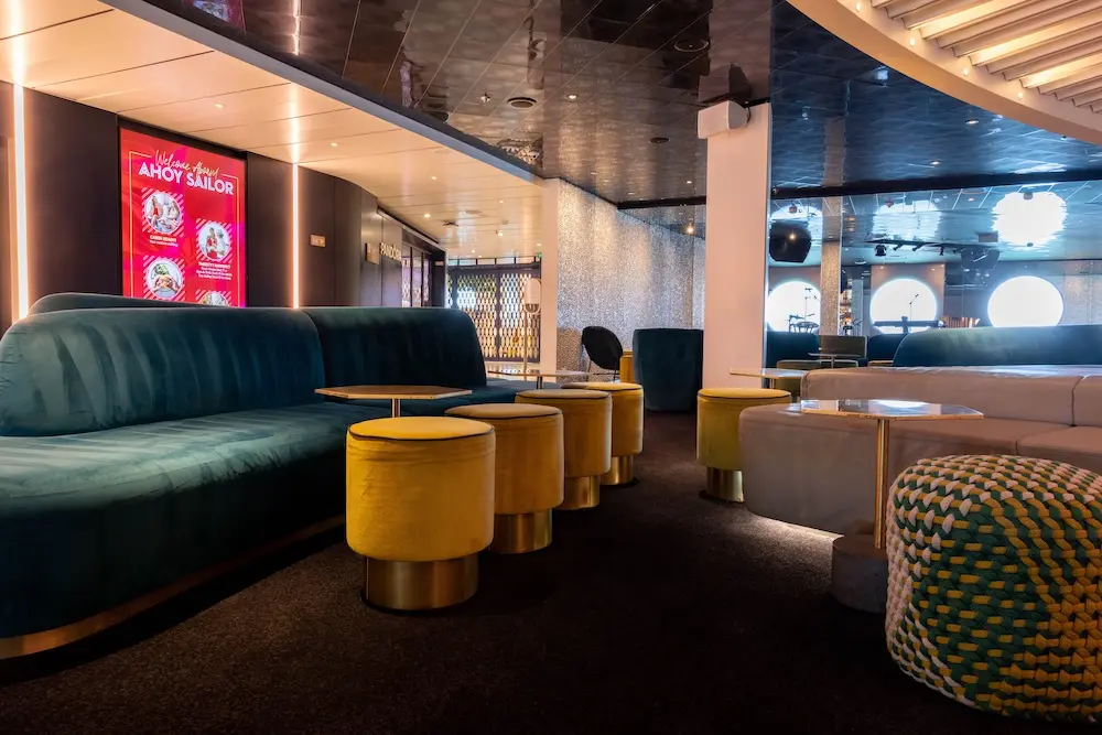 Exclusive: Virgin Voyages CMO on possible Australian return, Aussie trends & new Valiant Lady (+ Sir Richard cameo) 3 On the Rocks aboard Virgin Voyages' Valiant Lady