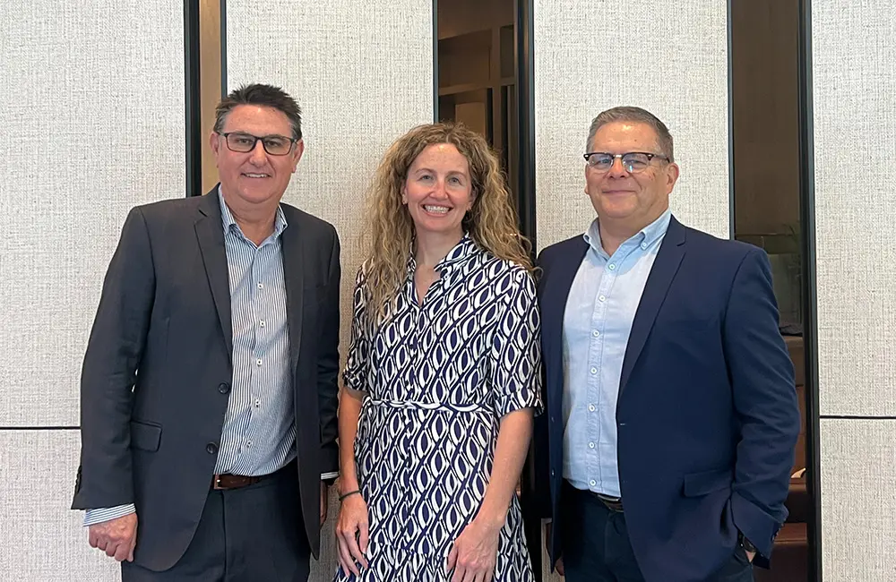 Luxury Travel Collection adds eight new agencies in biggest New Zealand expansion yet 1 Gerard Murphy, Bonvoyage; Kelly de Graaf, Luxury Travel Collection and Malcolm Macleod, Complete