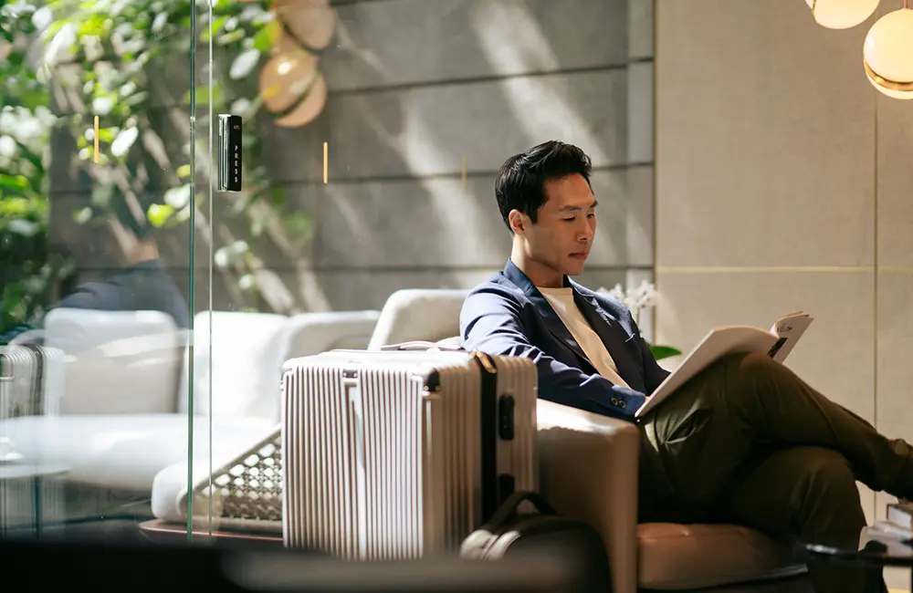 1 in 4 Aussies still use airport lounges as new study reveals what travellers now value most