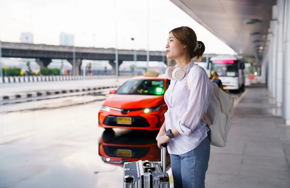 International travel falls 5 per cent, led by big UK and US declines 