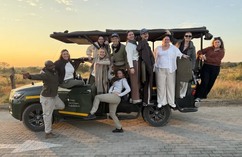 Roar & Soar: TTC and Flight Centre reward top Aussie advisors with South Africa safari