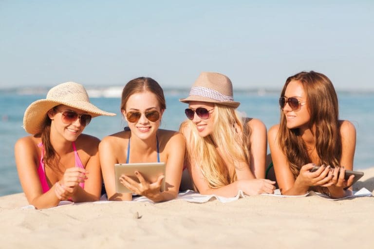 6 awesome apps to take to the beach