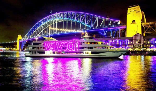 Captain Cook Lights Up For Vivid KARRYON captain-cook-lights-up-for-vivid-karryon